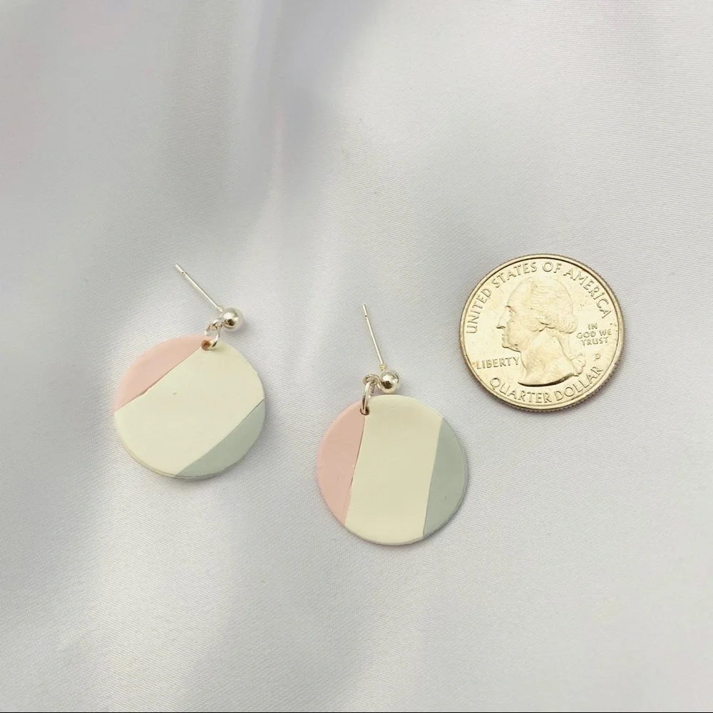 Handmade Petal Wave Earrings - Picture 4 of 5